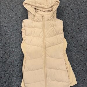 Women’s Zara Ecru Hooded Puffer Vest Medium